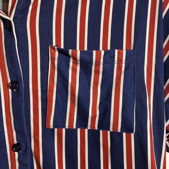 Button down crop top - Picture 3 of 3